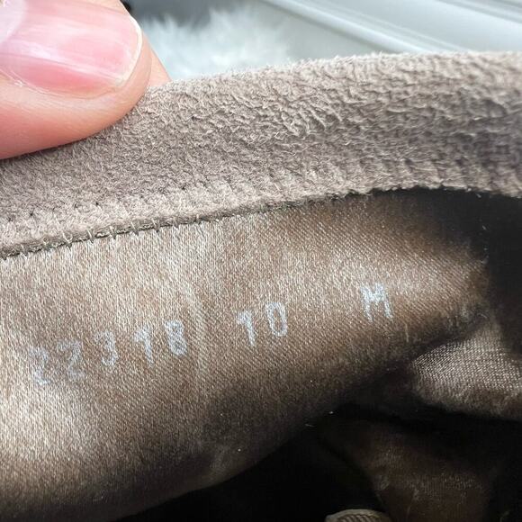 Women’s Stuart Weitzman Mitten Booties Size 10 - Picture 8 of 9